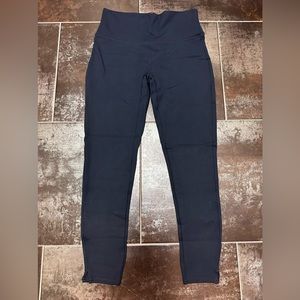 P40 NWOT SPANX Ankle Length Ponte Hem Slit Leggings L Tall Nightfall Navy Blue